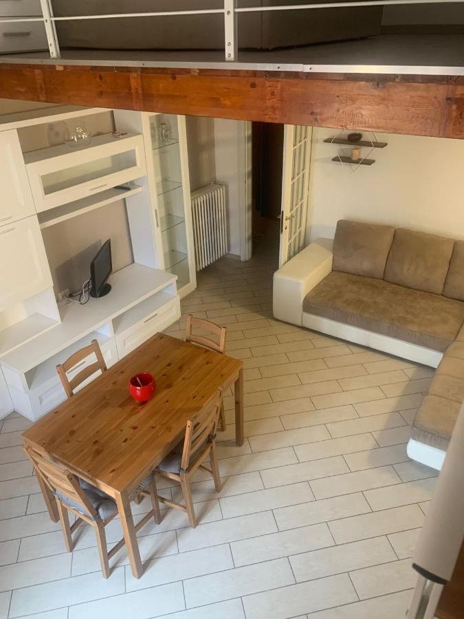 Odeon Apartment In Centro A Livorno Bagian luar foto